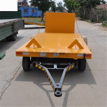 工程機械拖車(chē)0