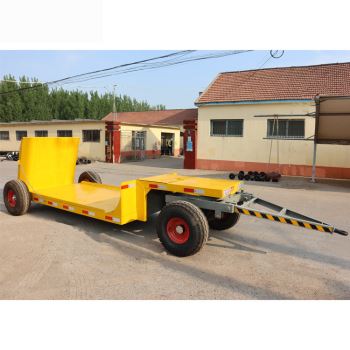 小型壓路機拖車(chē)